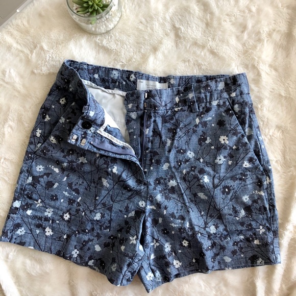 GAP Floral Print Shorts - Picture 2 of 5
